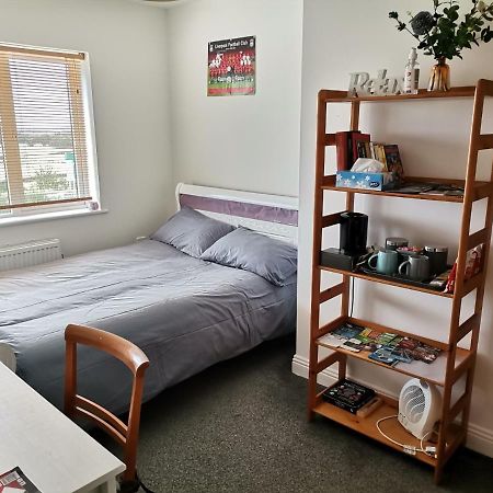Bright And Cozy Room With Double Bed, Private Bathroom Not Ensuite, Breakfast To Go Dublin Ngoại thất bức ảnh