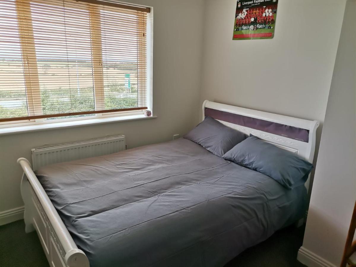 Bright And Cozy Room With Double Bed, Private Bathroom Not Ensuite, Breakfast To Go Dublin Ngoại thất bức ảnh